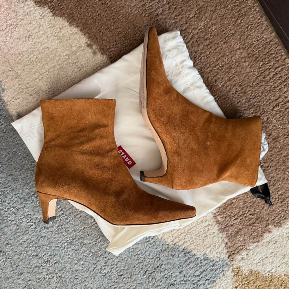 Wally Ankle Boot size 40 in Tan Suede by Staud